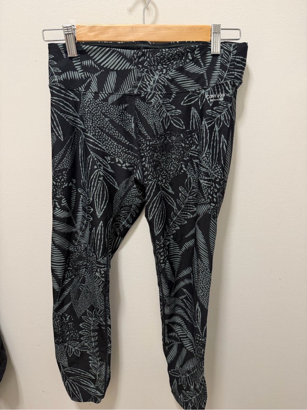 Calvin Klein Black Leggings with Light Gray Leaf Print